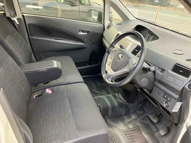 ステラ カスタムＲリミテッド　ドライブレコーダー　バックカメラ　ＨＩＤ　スマートキー　アイドリングストップ　電動格納ミラー　ベンチシート　ＣＶＴ　盗難防止システム　ＡＢＳ　ミュージックプレイヤー接続可　アルミホイール（10枚目）