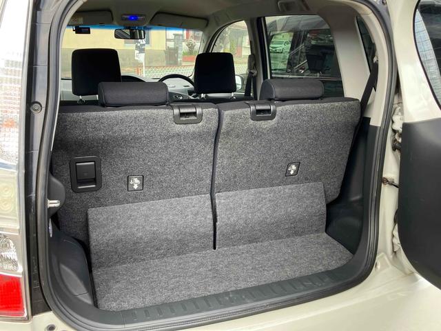 ステラ カスタムＲリミテッド　ドライブレコーダー　バックカメラ　ＨＩＤ　スマートキー　アイドリングストップ　電動格納ミラー　ベンチシート　ＣＶＴ　盗難防止システム　ＡＢＳ　ミュージックプレイヤー接続可　アルミホイール（18枚目）