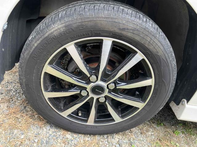 ステラ カスタムＲリミテッド　ドライブレコーダー　バックカメラ　ＨＩＤ　スマートキー　アイドリングストップ　電動格納ミラー　ベンチシート　ＣＶＴ　盗難防止システム　ＡＢＳ　ミュージックプレイヤー接続可　アルミホイール（24枚目）