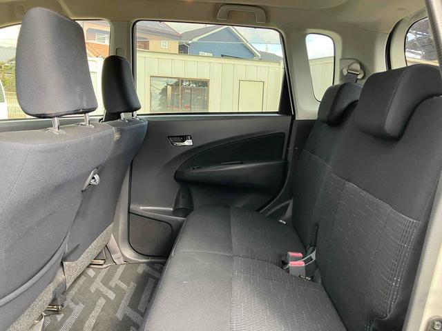 ステラ カスタムＲリミテッド　ドライブレコーダー　バックカメラ　ＨＩＤ　スマートキー　アイドリングストップ　電動格納ミラー　ベンチシート　ＣＶＴ　盗難防止システム　ＡＢＳ　ミュージックプレイヤー接続可　アルミホイール（28枚目）