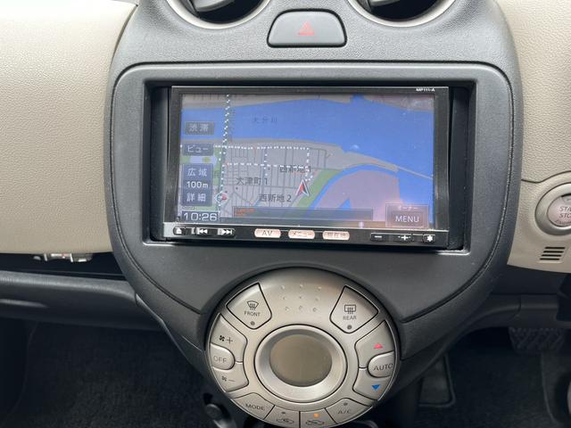 マーチ １２Ｇ　ＥＴＣ　ナビ　ＴＶ　スマートキー　アイドリングストップ　電動格納ミラー　ＣＶＴ　ＣＤ　Ｂｌｕｅｔｏｏｔｈ　エアコン（8枚目）