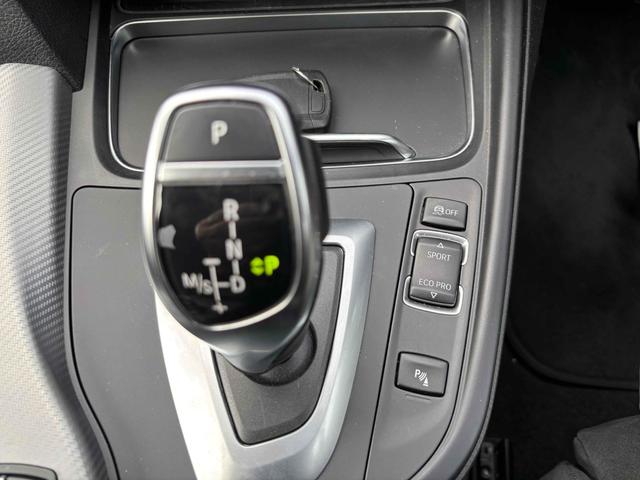 ４シリーズ 　ドライブレコーダー　クリアランスソナー　レーンアシスト　バックカメラ　ＴＶ　アルミホイール　オートライト　ＣＶＴ　シートヒーター　スマートキー　電動リアゲート　パワーシート　ＣＤ　ＥＳＣ　エアコン（8枚目）