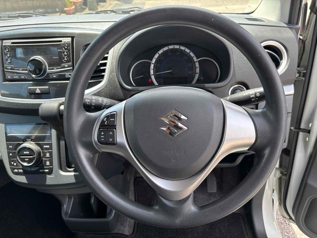 ワゴンＲ 　スマートキー　アイドリングストップ　電動格納ミラー　シートヒーター　ベンチシート　ＣＶＴ　ＣＤ　ミュージックプレイヤー接続可　アルミホイール　エアコン　パワーステアリング　パワーウィンドウ（17枚目）