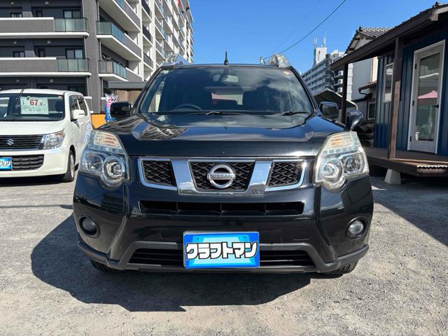 エクストレイル ２０Ｘｔ　４ＷＤ　ＥＴＣ　バックカメラ　ＴＶ　アルミホイール　スマートキー　電動格納ミラー　シートヒーター　ＣＶＴ　盗難防止システム　衝突安全ボディ　ＡＢＳ　ＥＳＣ　エアコン　パワーステアリング（3枚目）
