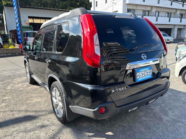 エクストレイル ２０Ｘｔ　４ＷＤ　ＥＴＣ　バックカメラ　ＴＶ　アルミホイール　スマートキー　電動格納ミラー　シートヒーター　ＣＶＴ　盗難防止システム　衝突安全ボディ　ＡＢＳ　ＥＳＣ　エアコン　パワーステアリング（7枚目）