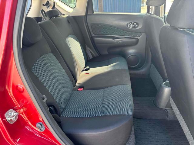 ノート Ｘ　ＤＩＧ－Ｓ　ＥＴＣ　ＴＶ　アルミホイール　スマートキー　アイドリングストップ　電動格納ミラー　ＣＶＴ　盗難防止システム　衝突安全ボディ　ＡＢＳ　ミュージックプレイヤー接続可　エアコン　パワーステアリング（20枚目）