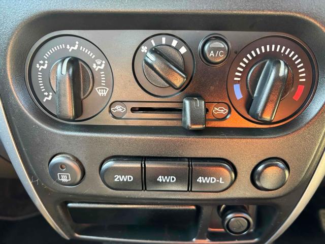 �W�������́u�L�[���X�v�B�L�[���������Ă���΁A�h�A�̊J�����{�����y�X�s���܂��I