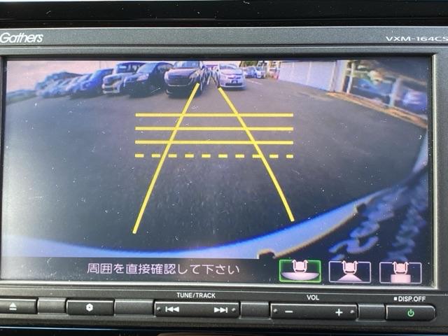 シャトル Ｇ　ナビ　ワンセグ　バックカメラ付　ＬＥＤライト　助手席エアバッグ　盗難防止　ＥＣＯＮ　キーレス　ＶＳＡ　フルオートエアコン　ＥＴＣ車載器　パワーウインドウ　スマキー　運転席エアバッグ　ＡＢＳ（10枚目）