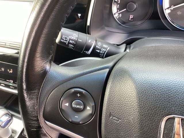 シャトル Ｇ　ナビ　ワンセグ　バックカメラ付　ＬＥＤライト　助手席エアバッグ　盗難防止　ＥＣＯＮ　キーレス　ＶＳＡ　フルオートエアコン　ＥＴＣ車載器　パワーウインドウ　スマキー　運転席エアバッグ　ＡＢＳ（31枚目）