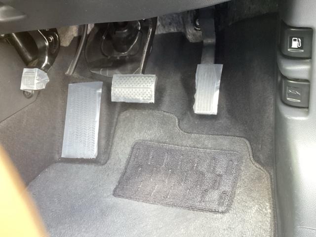 シャトル Ｇ　ナビ　ワンセグ　バックカメラ付　ＬＥＤライト　助手席エアバッグ　盗難防止　ＥＣＯＮ　キーレス　ＶＳＡ　フルオートエアコン　ＥＴＣ車載器　パワーウインドウ　スマキー　運転席エアバッグ　ＡＢＳ（35枚目）