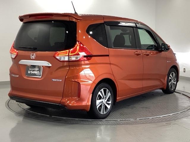 フリード+ハイブリッド ハイブリッドG・ホンダセンシング 純正ナビ フルセグ リアカメラ 衝突軽減 VSA Rカメラ 地デジ 盗難防止装置 スマ-トキ- LEDヘッド エアバッグ クルーズコントロール パワーステアリング 両席エアバック AC ETC ABS(8枚目)