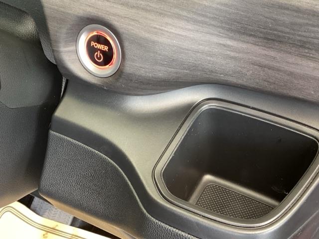 フリード+ハイブリッド ハイブリッドG・ホンダセンシング 純正ナビ フルセグ リアカメラ 衝突軽減 VSA Rカメラ 地デジ 盗難防止装置 スマ-トキ- LEDヘッド エアバッグ クルーズコントロール パワーステアリング 両席エアバック AC ETC ABS(15枚目)