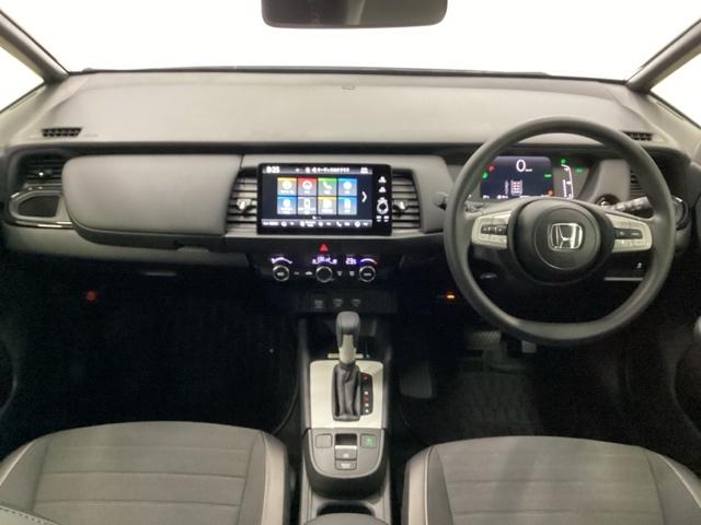 フィット e:HEVクロスター メモリーナビ ETC リアカメラ 衝突回避システム フルオートエアコン 前後センサー LEDランプ エアバッグ サイドエアバック 地デジ オートクルーズコントロール VSA バックカメラ USB(2枚目)