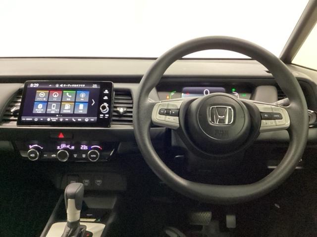 フィット e:HEVクロスター メモリーナビ ETC リアカメラ 衝突回避システム フルオートエアコン 前後センサー LEDランプ エアバッグ サイドエアバック 地デジ オートクルーズコントロール VSA バックカメラ USB(3枚目)