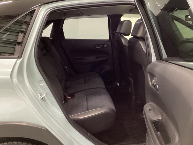 フィット e:HEVクロスター メモリーナビ ETC リアカメラ 衝突回避システム フルオートエアコン 前後センサー LEDランプ エアバッグ サイドエアバック 地デジ オートクルーズコントロール VSA バックカメラ USB(17枚目)