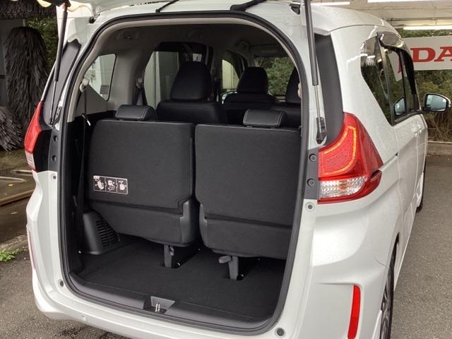 フリード G・ホンダセンシング メモリーナビ ETC リアカメラ Fセグ 追突被害軽減ブレーキ iストップ Wエアバッグ パワーウィンドウ アクティブクルーズコントロール スマートキ カラーバックモニター 整備点検記録簿 VSA(18枚目)