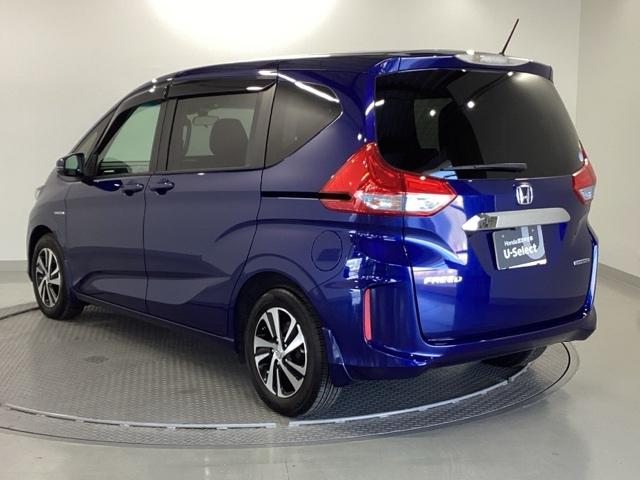 フリードハイブリッド ハイブリッド・EX 純正ナビ フルセグ リアカメラ シ-トヒ-タ- リヤカメラ LEDライト フルオートエアコン ABS ドラレコ付 DVD再生可 ウォークスルー サイドエアバッグ キーフリー アイドリングストップ(10枚目)