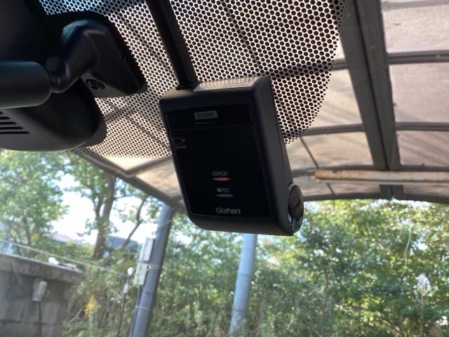 フリードハイブリッド ハイブリッド・EX 純正ナビ フルセグ リアカメラ シ-トヒ-タ- リヤカメラ LEDライト フルオートエアコン ABS ドラレコ付 DVD再生可 ウォークスルー サイドエアバッグ キーフリー アイドリングストップ(24枚目)