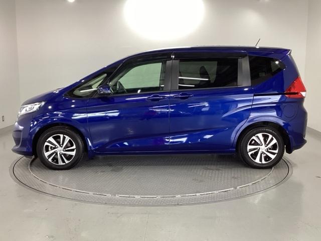 フリードハイブリッド ハイブリッド・EX 純正ナビ フルセグ リアカメラ シ-トヒ-タ- リヤカメラ LEDライト フルオートエアコン ABS ドラレコ付 DVD再生可 ウォークスルー サイドエアバッグ キーフリー アイドリングストップ(38枚目)