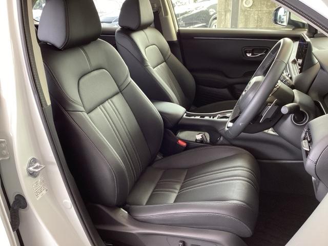 ＺＲ－Ｖ Ｚ　ナビ　ＢＯＳＥプレミアムサウンドシステム　Ｄレコ　盗難防止システム　インテリキー　カーテンエアバック　地デジ　ＶＳＡ　Ｂカメラ　クルコン　ＵＳＢ　エアコン　ターボ　本革シ－ト　クリアランスソナー（18枚目）