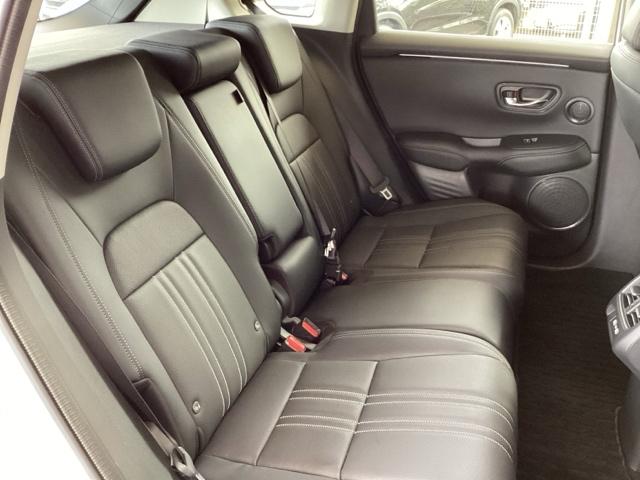 ＺＲ－Ｖ Ｚ　ナビ　ＢＯＳＥプレミアムサウンドシステム　Ｄレコ　盗難防止システム　インテリキー　カーテンエアバック　地デジ　ＶＳＡ　Ｂカメラ　クルコン　ＵＳＢ　エアコン　ターボ　本革シ－ト　クリアランスソナー（19枚目）