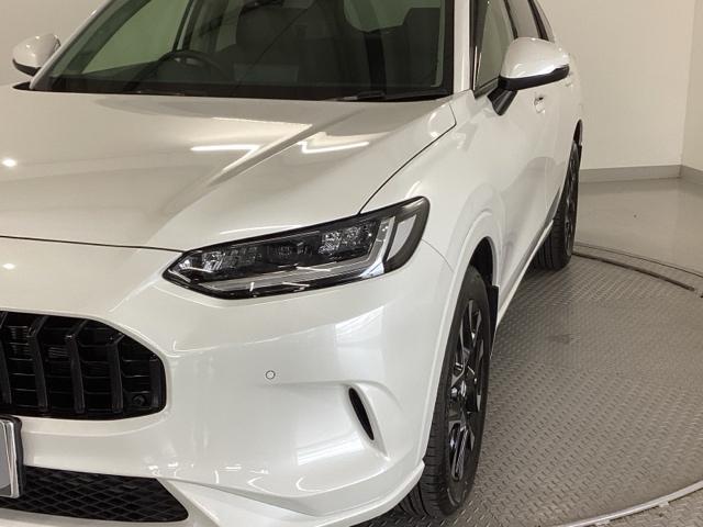 ＺＲ－Ｖ Ｚ　ナビ　ＢＯＳＥプレミアムサウンドシステム　Ｄレコ　盗難防止システム　インテリキー　カーテンエアバック　地デジ　ＶＳＡ　Ｂカメラ　クルコン　ＵＳＢ　エアコン　ターボ　本革シ－ト　クリアランスソナー（28枚目）