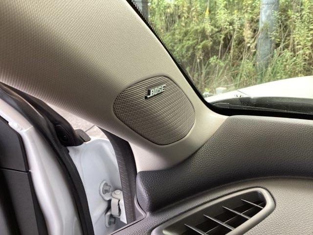 ＺＲ－Ｖ Ｚ　ナビ　ＢＯＳＥプレミアムサウンドシステム　Ｄレコ　盗難防止システム　インテリキー　カーテンエアバック　地デジ　ＶＳＡ　Ｂカメラ　クルコン　ＵＳＢ　エアコン　ターボ　本革シ－ト　クリアランスソナー（42枚目）