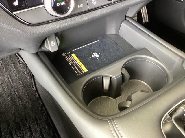 ＺＲ－Ｖ Ｚ　ナビ　ＢＯＳＥプレミアムサウンドシステム　Ｄレコ　盗難防止システム　インテリキー　カーテンエアバック　地デジ　ＶＳＡ　Ｂカメラ　クルコン　ＵＳＢ　エアコン　ターボ　本革シ－ト　クリアランスソナー（44枚目）