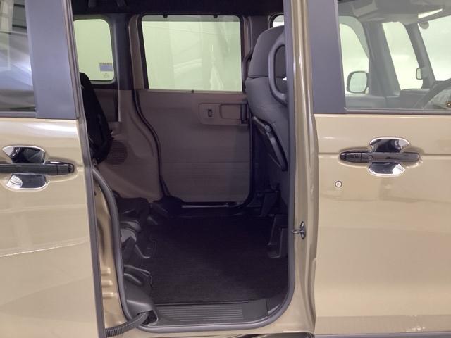 N-BOXジョイ ベースグレード メモリーナビ ドラレコ ETC 踏み間違い防止装置 Bカメラ 全周囲カメラ 横滑り防止機能 LEDランプ クルーズコントロール パワーウィンドウ 前席シートヒーター スマートキー ドライブレコーダー(26枚目)