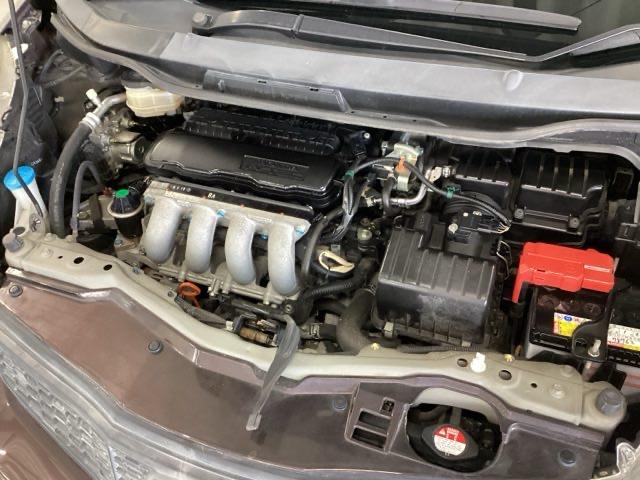 エンジンルームはクリーニング済みできれいになっております！