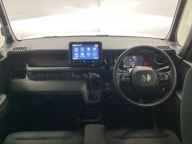 Ｎ－ＢＯＸカスタム ベースグレード　純正ナビ　フルセグ　リアカメラ　ＵＳＢ接続　ＣＭＢＳ　Ｄレコ　ベンチシート　オートエアコン　スマートキ　ＬＥＤ　盗難防止装置　クルコン　ＥＴＣ　バックカメラ　パワーステアリング　エアバッグ　ＥＳＣ（2枚目）