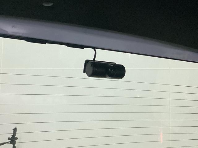 Ｎ－ＢＯＸカスタム ベースグレード　純正ナビ　フルセグ　リアカメラ　ＵＳＢ接続　ＣＭＢＳ　Ｄレコ　ベンチシート　オートエアコン　スマートキ　ＬＥＤ　盗難防止装置　クルコン　ＥＴＣ　バックカメラ　パワーステアリング　エアバッグ　ＥＳＣ（13枚目）