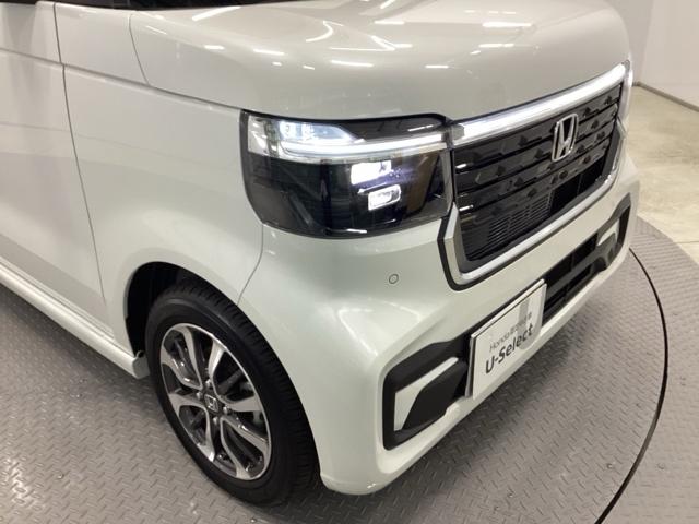 Ｎ－ＢＯＸカスタム ベースグレード　純正ナビ　フルセグ　リアカメラ　ＵＳＢ接続　ＣＭＢＳ　Ｄレコ　ベンチシート　オートエアコン　スマートキ　ＬＥＤ　盗難防止装置　クルコン　ＥＴＣ　バックカメラ　パワーステアリング　エアバッグ　ＥＳＣ（26枚目）