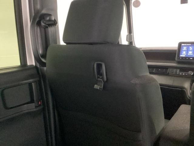 Ｎ－ＢＯＸカスタム ベースグレード　純正ナビ　フルセグ　リアカメラ　ＵＳＢ接続　ＣＭＢＳ　Ｄレコ　ベンチシート　オートエアコン　スマートキ　ＬＥＤ　盗難防止装置　クルコン　ＥＴＣ　バックカメラ　パワーステアリング　エアバッグ　ＥＳＣ（31枚目）