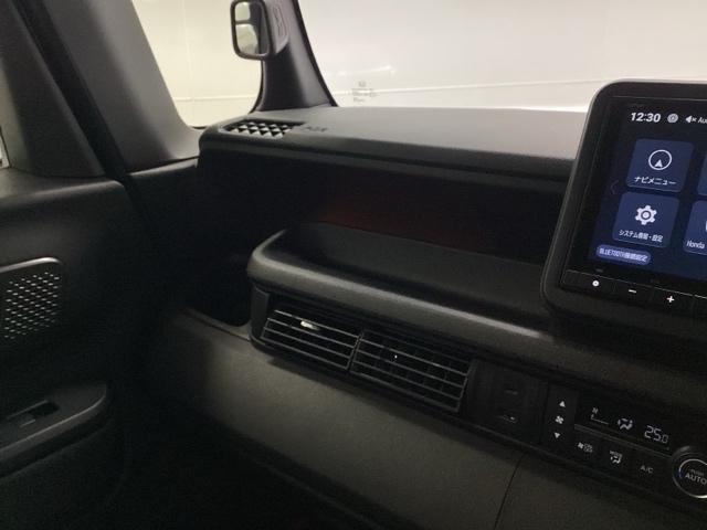 Ｎ－ＢＯＸカスタム ベースグレード　純正ナビ　フルセグ　リアカメラ　ＵＳＢ接続　ＣＭＢＳ　Ｄレコ　ベンチシート　オートエアコン　スマートキ　ＬＥＤ　盗難防止装置　クルコン　ＥＴＣ　バックカメラ　パワーステアリング　エアバッグ　ＥＳＣ（37枚目）