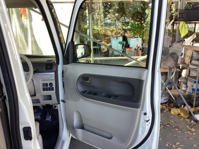 タント ＸＳＡ　ナビ　フルセグ　ミラクルオープンドア　踏み間違い防止装置　両側スライド片側電動ドア　ＥＣＯアイドル　助手席エアバッグ　地デジＴＶ　ＰＷ　ＶＳＣ　運転席エアバッグ　フルオートエアコン　スマートキー（49枚目）