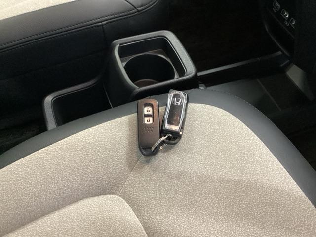 N-ONE オリジナル メモリーナビ ドラレコ ETC リアカメラ 追突被害軽減ブレーキ オートクルーズコントロール サイドエアバック クリアランスソナー ナビ&TV USB WAB Bカメラ セキュリティ エアバッグ(18枚目)