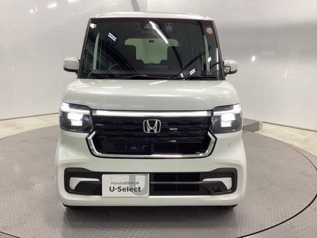 Ｎ－ＢＯＸカスタム ベースグレード　ＨｏｎｄａＣＯＮＮＥＣＴ対応純正メモリーナビ　ＵＳＢ接続　ＣＭＢＳ　Ｄレコ　ベンチシート　オートエアコン　スマートキ　ＬＥＤ　盗難防止装置　クルコン　ＥＴＣ　バックカメラ　フルセグＴＶ　エアバッグ（6枚目）