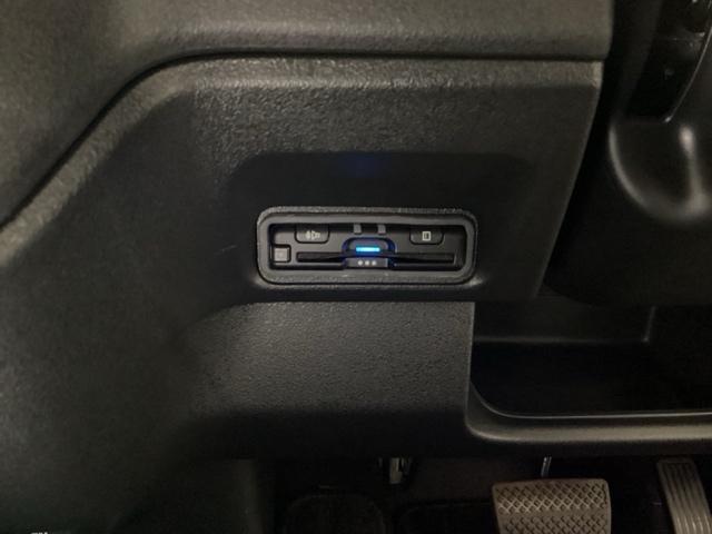 Ｎ－ＢＯＸカスタム ベースグレード　ＨｏｎｄａＣＯＮＮＥＣＴ対応純正メモリーナビ　ＵＳＢ接続　ＣＭＢＳ　Ｄレコ　ベンチシート　オートエアコン　スマートキ　ＬＥＤ　盗難防止装置　クルコン　ＥＴＣ　バックカメラ　フルセグＴＶ　エアバッグ（14枚目）