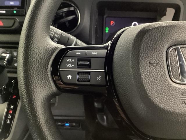 Ｎ－ＢＯＸカスタム ベースグレード　ＨｏｎｄａＣＯＮＮＥＣＴ対応純正メモリーナビ　ＵＳＢ接続　ＣＭＢＳ　Ｄレコ　ベンチシート　オートエアコン　スマートキ　ＬＥＤ　盗難防止装置　クルコン　ＥＴＣ　バックカメラ　フルセグＴＶ　エアバッグ（17枚目）