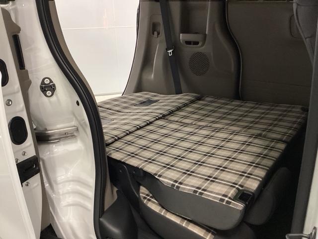 Ｎ－ＢＯＸジョイ ベースグレード　フルセグ　リアカメラ　シートヒーター　踏み間違い防止装置　Ｂカメラ　横滑り防止機能　ＬＥＤランプ　クルーズコントロール　パワーウィンドウ　スマートキー　オートエアコン　ベンチシート　キーレス　ＡＢＳ（25枚目）