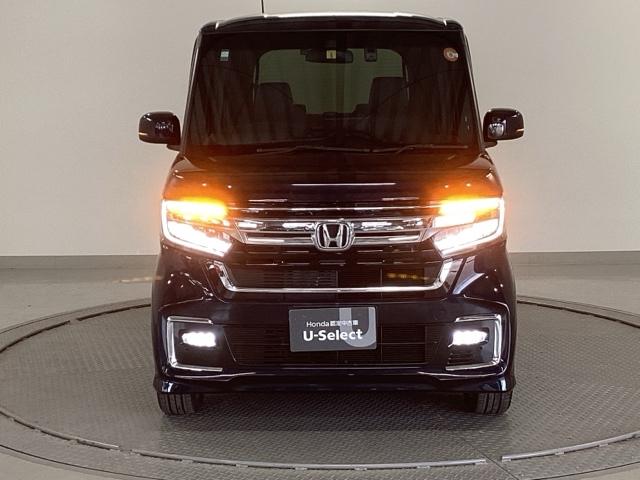 N-BOXカスタム Lターボ 純正ナビ フルセグ リアカメラ 地デジチューナー 衝突軽減ブレーキサポート LEDヘッドライ アイドリングS ターボエンジン PS カーテンエアバック シートヒータ エアバック USB AAC ABS(6枚目)