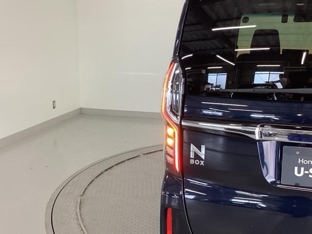 N-BOXカスタム Lターボ 純正ナビ フルセグ リアカメラ 地デジチューナー 衝突軽減ブレーキサポート LEDヘッドライ アイドリングS ターボエンジン PS カーテンエアバック シートヒータ エアバック USB AAC ABS(36枚目)