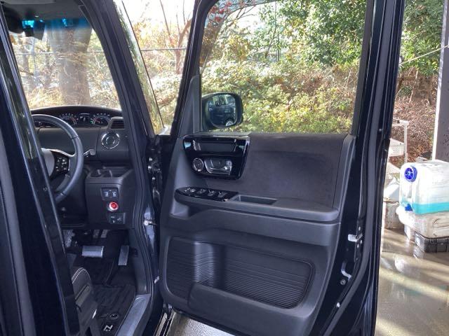 N-BOXカスタム Lターボ 純正ナビ フルセグ リアカメラ 地デジチューナー 衝突軽減ブレーキサポート LEDヘッドライ アイドリングS ターボエンジン PS カーテンエアバック シートヒータ エアバック USB AAC ABS(52枚目)