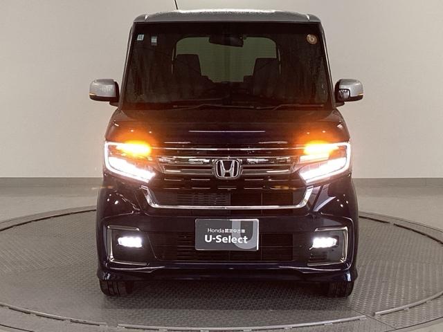 N-BOXカスタム Lターボ 純正ナビ フルセグ リアカメラ 地デジチューナー 衝突軽減ブレーキサポート LEDヘッドライ アイドリングS ターボエンジン PS カーテンエアバック シートヒータ エアバック USB AAC ABS(6枚目)