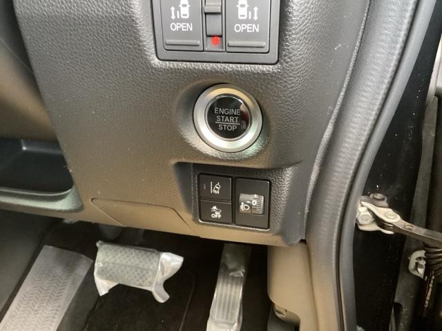 N-BOXカスタム Lターボ 純正ナビ フルセグ リアカメラ 地デジチューナー 衝突軽減ブレーキサポート LEDヘッドライ アイドリングS ターボエンジン PS カーテンエアバック シートヒータ エアバック USB AAC ABS(17枚目)