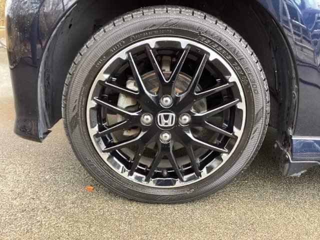 N-BOXカスタム Lターボ 純正ナビ フルセグ リアカメラ 地デジチューナー 衝突軽減ブレーキサポート LEDヘッドライ アイドリングS ターボエンジン PS カーテンエアバック シートヒータ エアバック USB AAC ABS(27枚目)