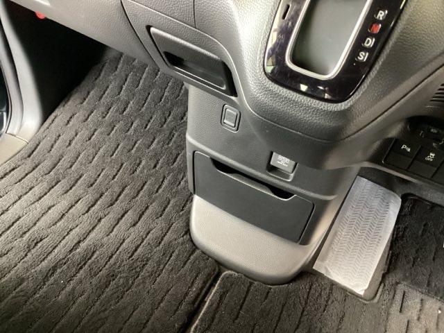 N-BOXカスタム Lターボ 純正ナビ フルセグ リアカメラ 地デジチューナー 衝突軽減ブレーキサポート LEDヘッドライ アイドリングS ターボエンジン PS カーテンエアバック シートヒータ エアバック USB AAC ABS(46枚目)