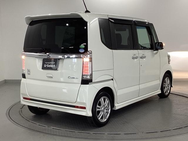 Ｎ－ＢＯＸカスタム Ｇ・Ｌパッケージ　純正ナビ　片側電動スライドドア　アイドリングストップ車　ＵＳＢポート　ナビ・ＴＶ　スマキ－　フロントベンチシート　パワーウィンドウ　片側電動両側スライドドア　盗難防止システム　オートエアコン　パワステ（8枚目）