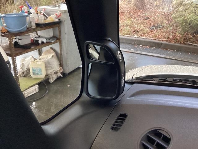 Ｎ－ＢＯＸカスタム Ｇ・Ｌパッケージ　純正ナビ　片側電動スライドドア　アイドリングストップ車　ＵＳＢポート　ナビ・ＴＶ　スマキ－　フロントベンチシート　パワーウィンドウ　片側電動両側スライドドア　盗難防止システム　オートエアコン　パワステ（40枚目）